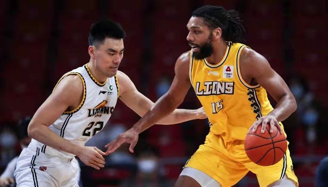 德转苏超身价前10：热刺外租小将穆尔1600万第1，前田大然第2（德转评苏超身价榜前十：热刺租将穆尔以1600万居首，前田大然位列第二）