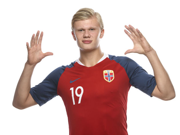 什么情况？西海岸男女足分别被处以转会禁令，但FIFA网站又说只适用于女足（到底怎么回事？西海岸男女足同遭禁转，FIFA官网却称仅限女足）