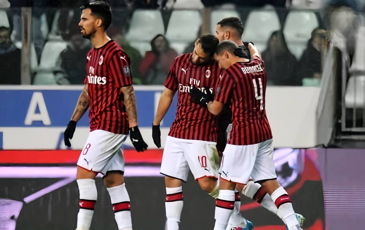 拉布亚德发文告别英博，队友马莱莱、马马杜送上祝福（拉布亚德社媒告别英博，马莱莱、马马杜送上祝福）