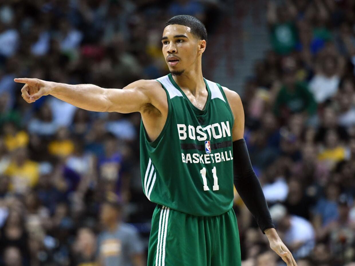 保罗 vs 约书亚的全球观众人数是多少？前者贡献两次巨大的引流（保罗大战约书亚吸引了全球多少观众？保罗两度带来巨量流量）