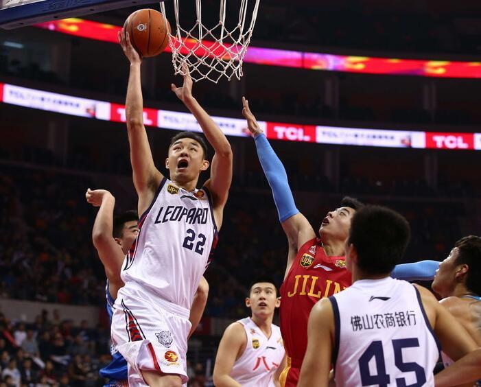 天空体育：曼联预计他们今夏会收到对加纳乔的正式报价（天空体育：曼联预期今夏将获针对加纳乔的正式报价）