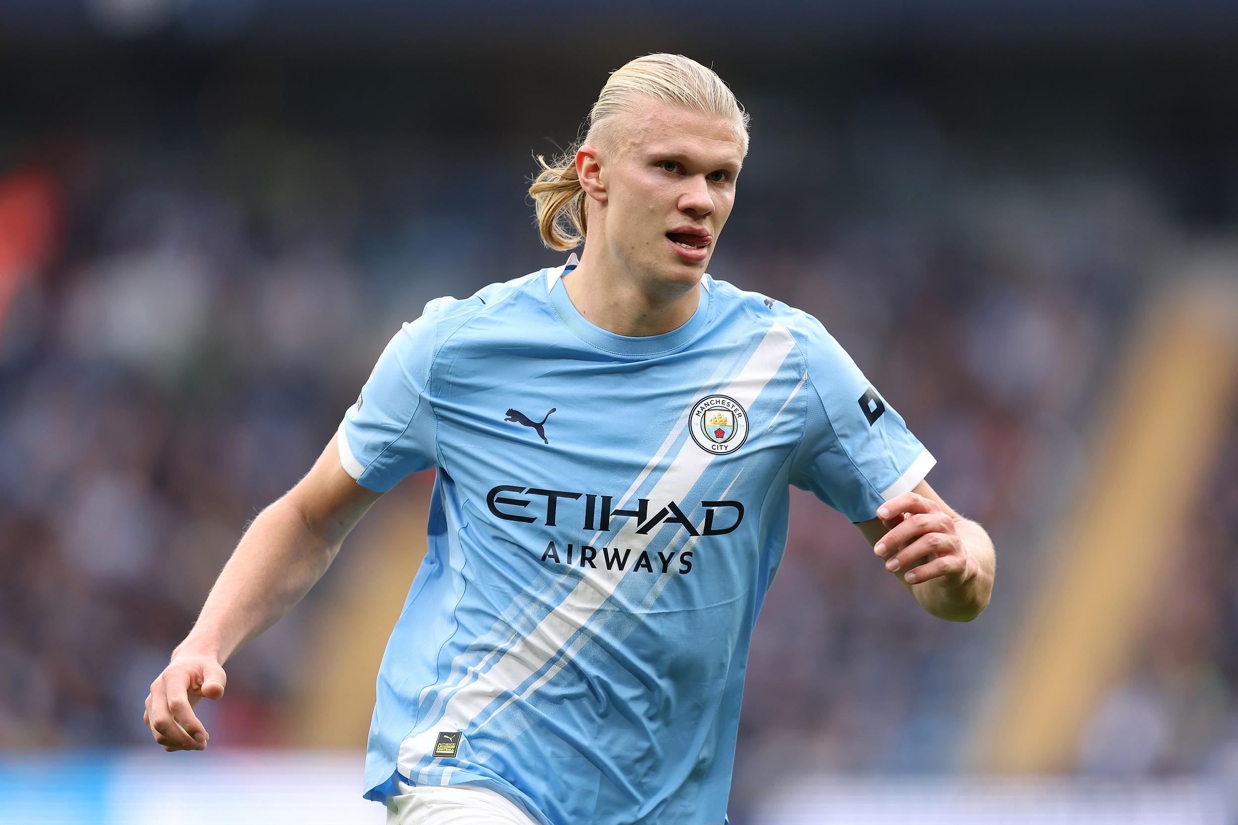 钟义浩：离冠军奖杯就那么近，现在还是难以平复自己的心情（钟义浩：冠军近在咫尺，如今仍难以平复心绪）