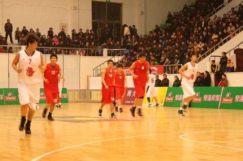 新一期身价排行榜：亚马尔领跑，穆西亚拉与奥利塞保持不变（最新身价榜出炉：亚马尔居首，穆西亚拉和奥利塞身价未变）