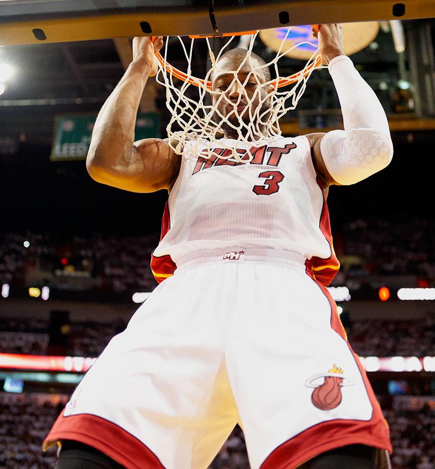 弗拉格砍下33分9篮板9助攻准三双，率队击败西部劲旅掘金（弗拉格轰下33分9板9助准三双，助球队战胜西部豪强掘金）