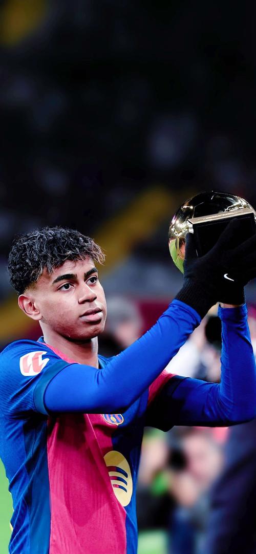 称重仪式结束，迭戈·帕切科与凯文·勒勒·萨乔将在明日对决（称重落幕，迭戈·帕切科与凯文·勒勒·萨乔明日开战）