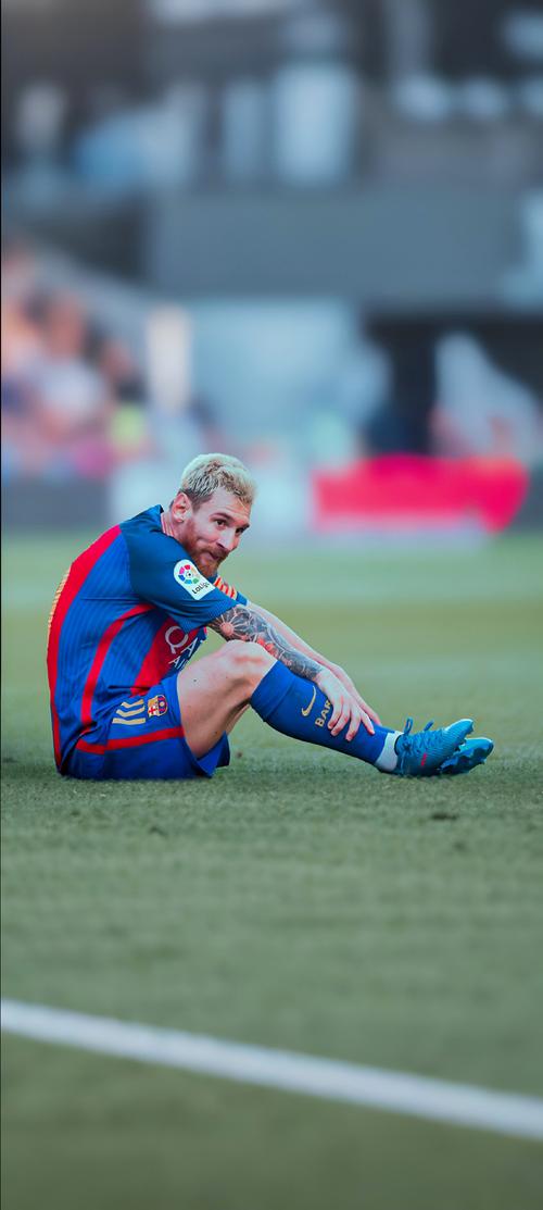 球迷：这球踢得跟动画一样（球迷直呼：这球像动画片一样）