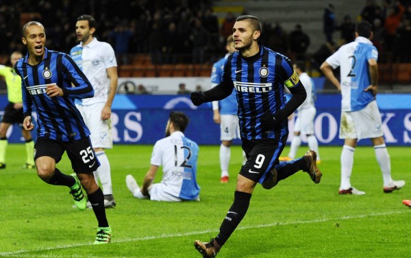 阿斯：皇马绝不会通过竞价来引援中卫，专注于合同到期的球员（阿斯报称：皇马拒绝为中卫引援竞价，转而瞄准合同到期球员）