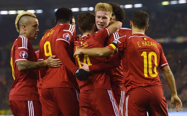 13胜4平，那不勒斯自1987年以来首次全年意甲主场保持不败（那不勒斯意甲全年主场不败，13胜4平达成1987年以来首次）