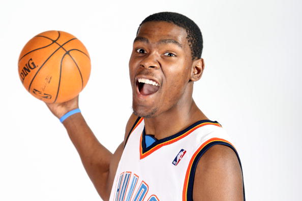 西媒：皇马已开始物色新帅，齐达内和克洛普在列（西媒称皇马已着手寻找新主帅，齐达内与克洛普在候选之列）